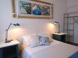 Roaz de Bandeira House