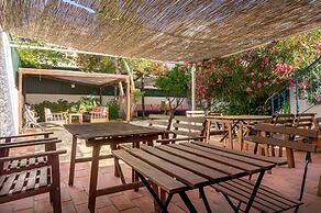 Roaz de Bandeira House