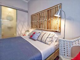 Roaz de Bandeira House