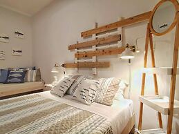 Roaz de Bandeira House