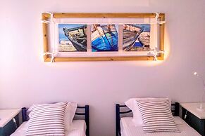 Roaz de Bandeira House