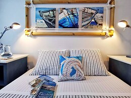 Roaz de Bandeira House