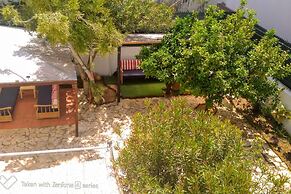 Roaz de Bandeira House