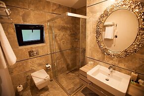 S3 Seahorse Beach Club & Hotel