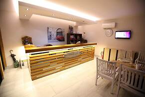 S3 Seahorse Beach Club & Hotel