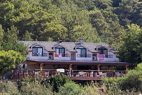 S3 Seahorse Beach Club & Hotel