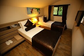 S3 Seahorse Beach Club & Hotel