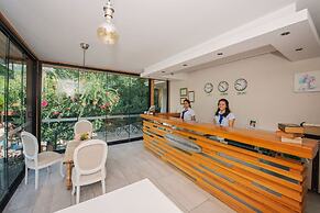 S3 Seahorse Beach Club & Hotel