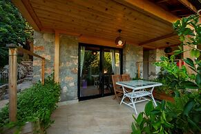 S3 Seahorse Beach Club & Hotel