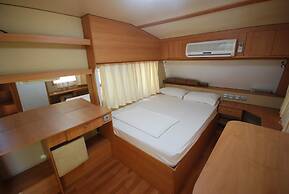 S3 Seahorse Beach Club & Hotel