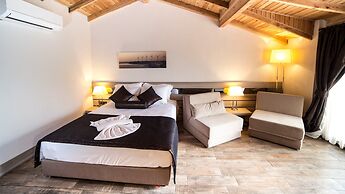 S3 Seahorse Beach Club & Hotel