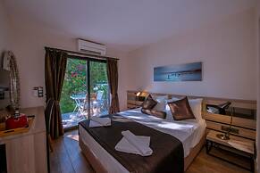 S3 Seahorse Beach Club & Hotel