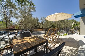 S3 Seahorse Beach Club & Hotel