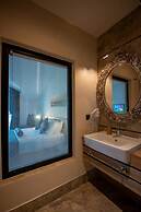 S3 Seahorse Beach Club & Hotel