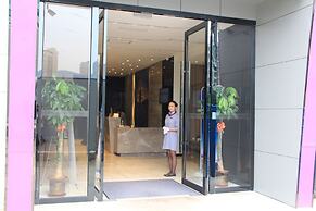 Lavande Hotel GZ LongDong Metro Station Branch