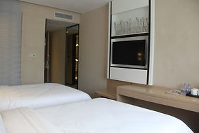 Lavande Hotel GZ LongDong Metro Station Branch