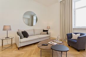 Vilnius Apartments & Suites - Town Hall