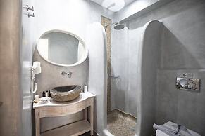 Erato Apartments