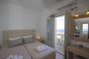 Erato Apartments