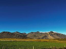 Seljavellir Guesthouse