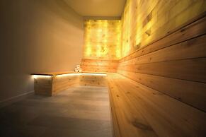 The Historic Cavalier Hotel and Beach Club, Autograph Collection