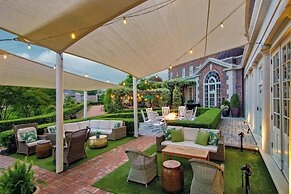 The Historic Cavalier Hotel and Beach Club, Autograph Collection