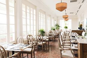 The Historic Cavalier Hotel and Beach Club, Autograph Collection