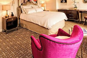 The Historic Cavalier Hotel and Beach Club, Autograph Collection