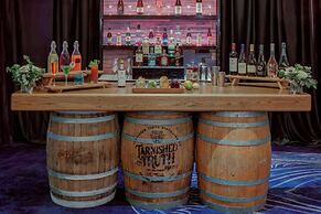 The Historic Cavalier Hotel and Beach Club, Autograph Collection