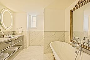 The Historic Cavalier Hotel and Beach Club, Autograph Collection