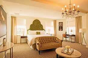 The Historic Cavalier Hotel and Beach Club, Autograph Collection