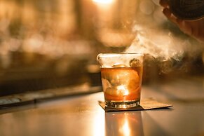 The Historic Cavalier Hotel and Beach Club, Autograph Collection