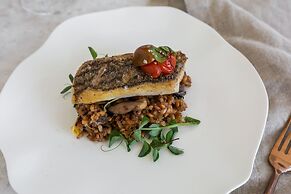 The Historic Cavalier Hotel and Beach Club, Autograph Collection