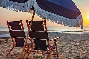 The Historic Cavalier Hotel and Beach Club, Autograph Collection