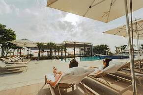 The Historic Cavalier Hotel and Beach Club, Autograph Collection