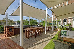 The Historic Cavalier Hotel and Beach Club, Autograph Collection