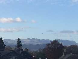 Broadlands Guest House