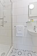 Broadlands Guest House