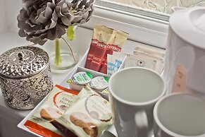 Broadlands Guest House