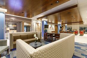 Holiday Inn Express & Suites Sturbridge by IHG