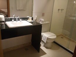 Royal Urban Macaé Hotel