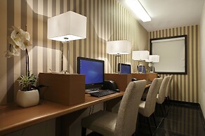 Royal Urban Macaé Hotel