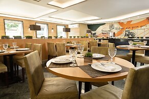 Royal Urban Macaé Hotel