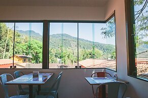 CLH Suítes Ilha Grande - Hostel