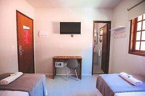 CLH Suítes Ilha Grande - Hostel