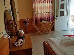 Hana Resort & Bungalow