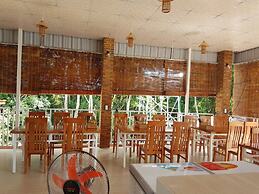 Hana Resort & Bungalow