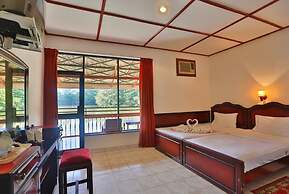 Centauria Lake Resort