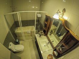 Centauria Lake Resort