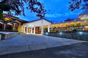 Centauria Lake Resort